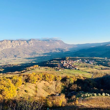 Samson And The Lilo Apartamento Vipava Exterior foto